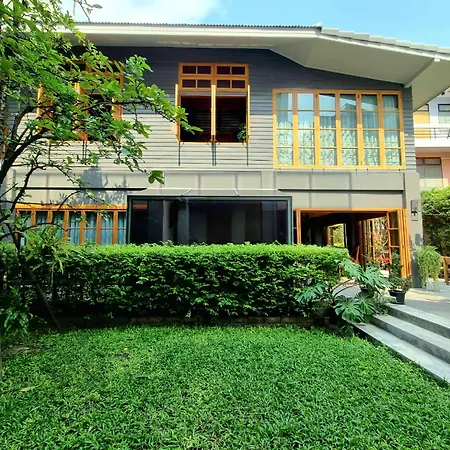 Vali Villa Bangkok-2